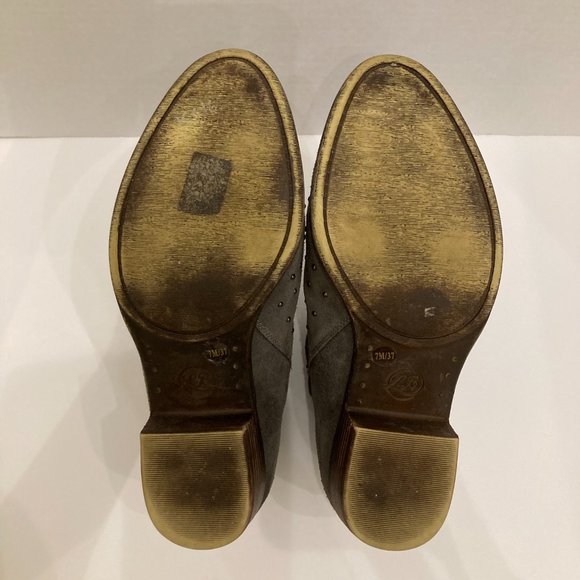 LUCKY BRAND Studded Western Gray Suede Bootie SIZE 7 - Picture 6 of 9